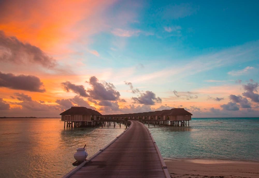 https://lykke-public-assets.s3.amazonaws.com/media/images/destination/12/maldives-card-1.webp