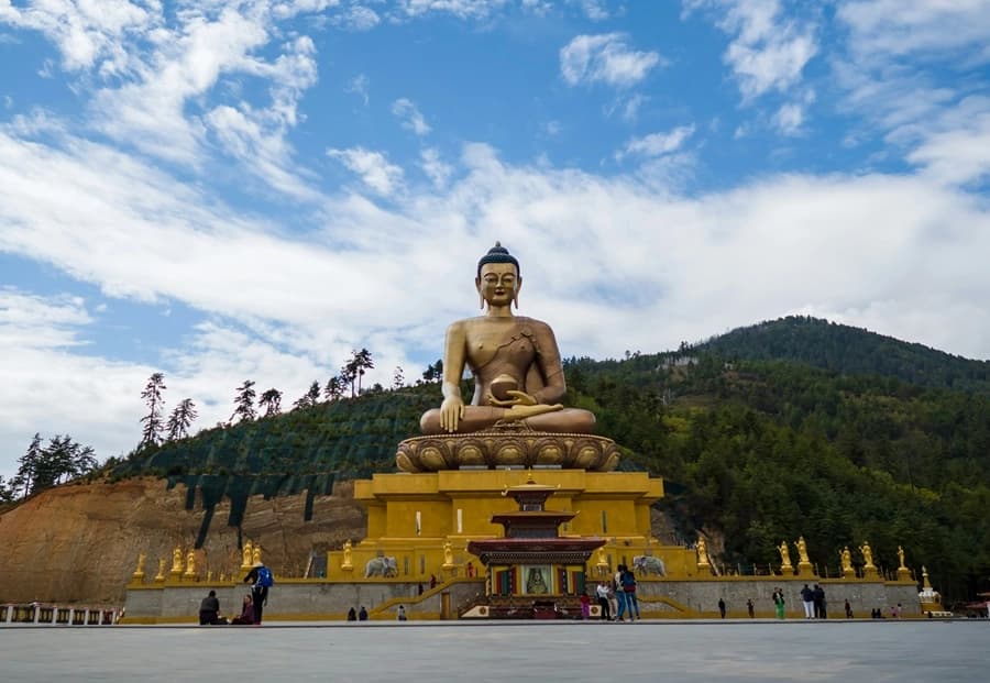https://lykke-public-assets.s3.amazonaws.com/media/images/destination/28/bhutan-card-11.webp